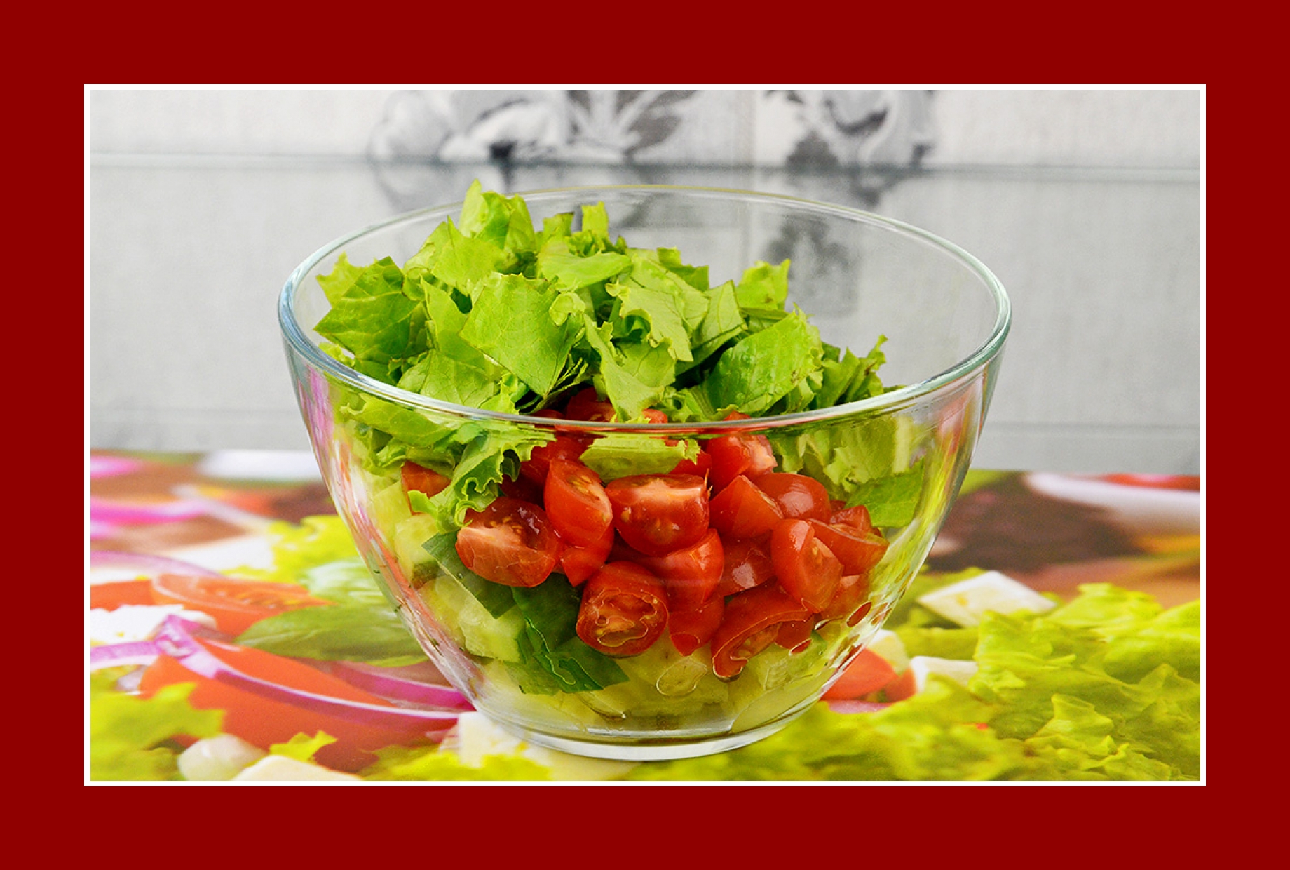 Kartoffelsalat mit Gurken, Eisbergsalat &amp; Cherrytomaten